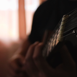 巨茎人妖自吸出精:
